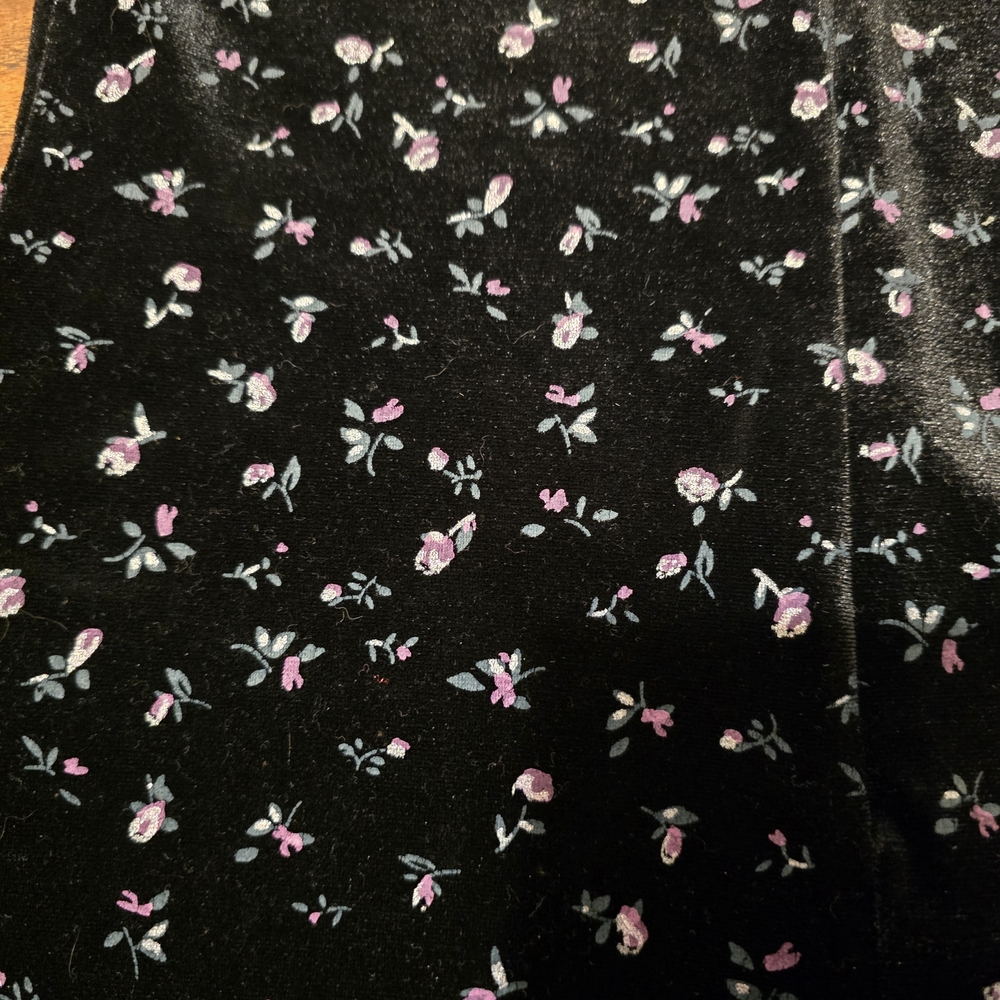 Disturbia Velvet Dress - Picture 4 of 4